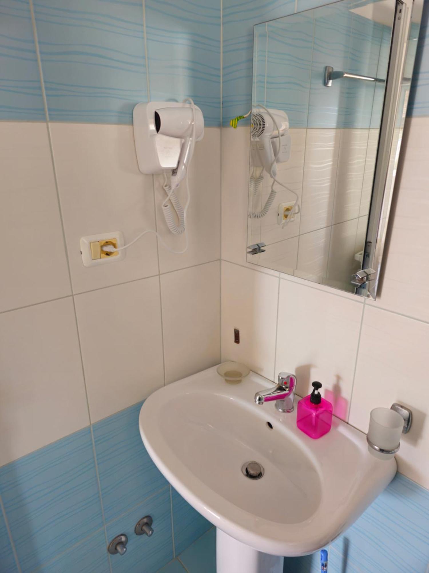 Villa Roku Ksamil Bagian luar foto